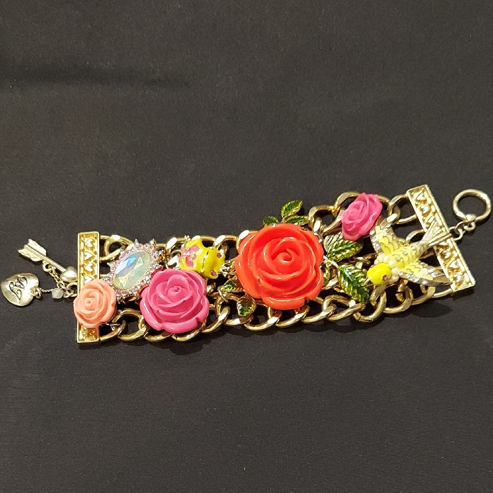 BETSEY JOHNSON Floral GARDEN ROSE Statement Bracelet